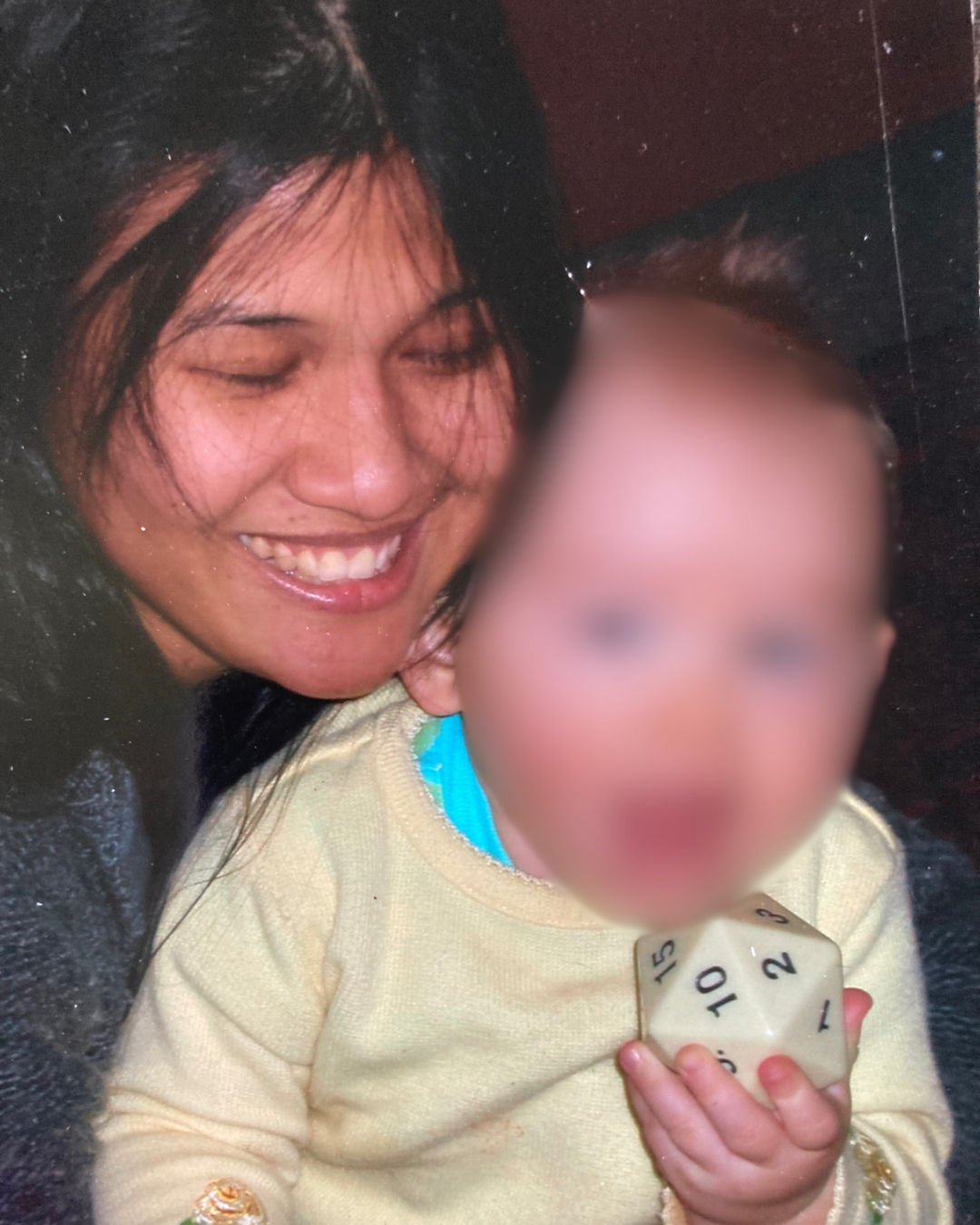 พี่จุ๋ม ex-purser qatar airways กำลังอุ้มเด็กสมัยที่ตัวเองเคยเป็น au pair อยู่ที่อเมริกา USA